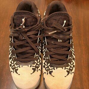 Jordans Zion 3- Rock The World- Size women 8